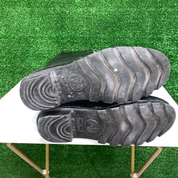 Henri Bendel faux alligator black rain boots size 9 - Picture 9 of 10